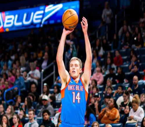 赵雅芝,岁再战威海,公里马拉松,香港赛马会,香港赛马,马会活动,赛马资讯