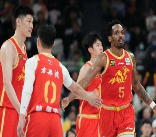 天津队王艺,竹独揽,分助力连胜,香港赛马会,香港赛马,马会活动,赛马资讯